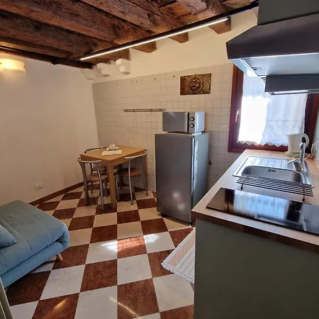 Apartment Veneziacentopercento Nicoli *
